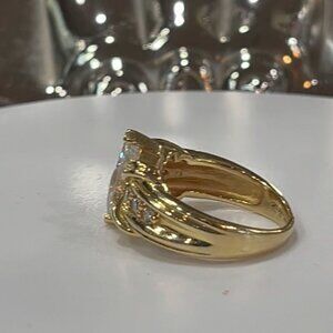 Stunning Marquis cut Diamonique in gorgeous yellow 14k Tiffany style setting